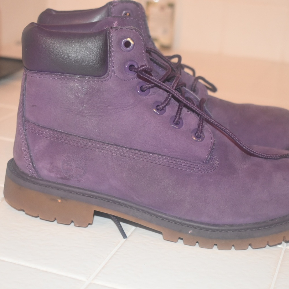 Big kids Timberlands (used) tims need tim cleaner